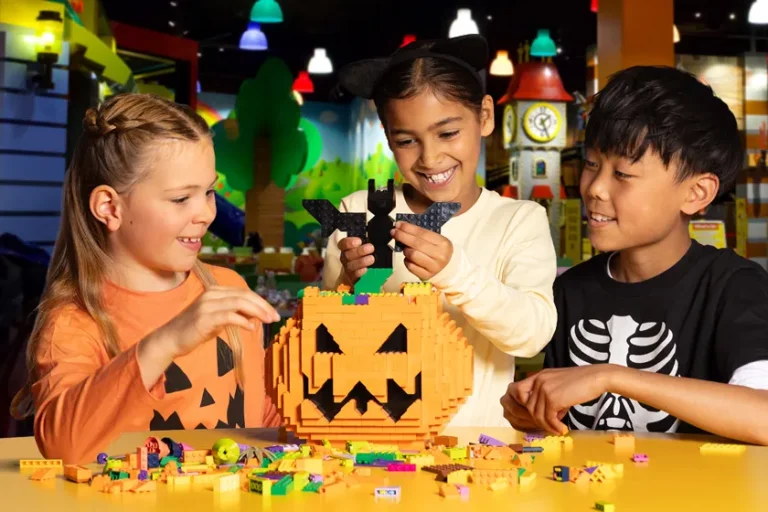 Legoland Discovery Centre Toronto Brick or Treat