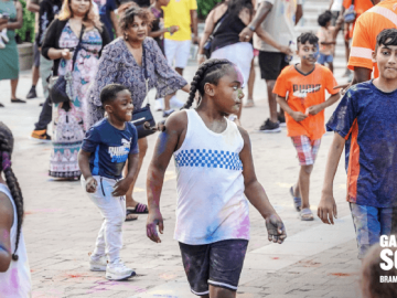 2025-001095_Digital Assets Garden Square 2025 Colours of Carnival_FBE (2)